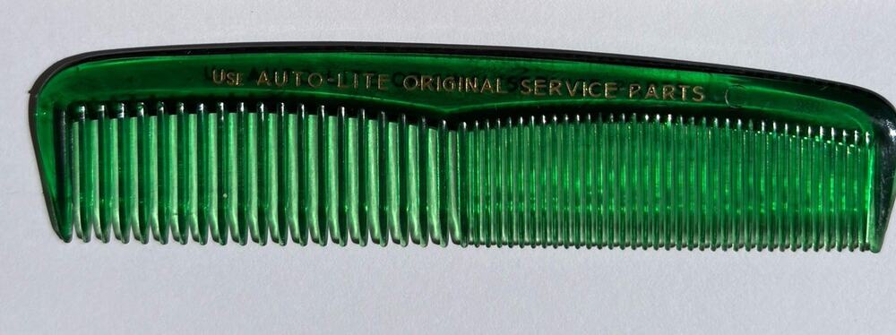 Vintage 1950s Auto-Lite Advertising Pocket Comb Green Original Comb
